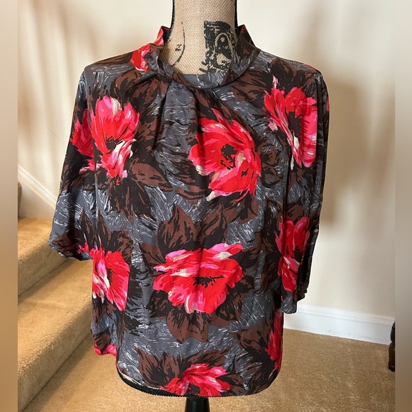 Boden Red Blouse with Mandarin Collar and Relaxed Fit - Picture 1 of 7